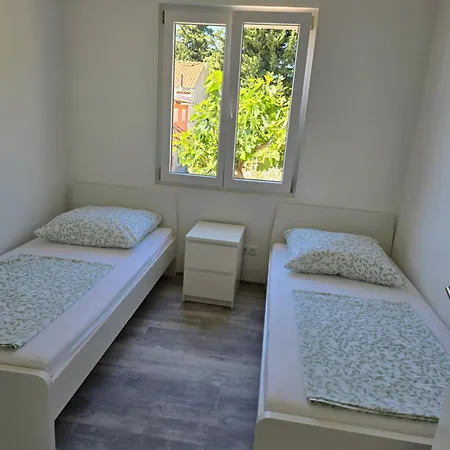 Victory 2 * Maslenica