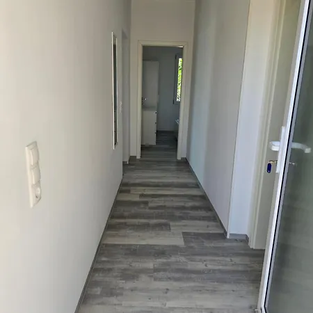 Victory 2 Apartment *